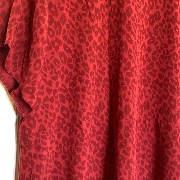 Torrid Satin Animal Leopard Print Button Front Blouse 3X - Picture 10 of 11